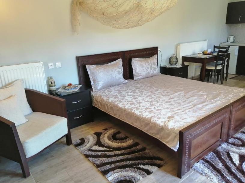 Guesthouse Athanasiou Loutraki  Bagian luar foto
