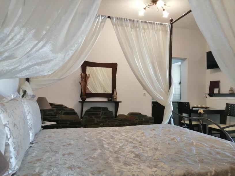 Guesthouse Athanasiou Loutraki  Bagian luar foto