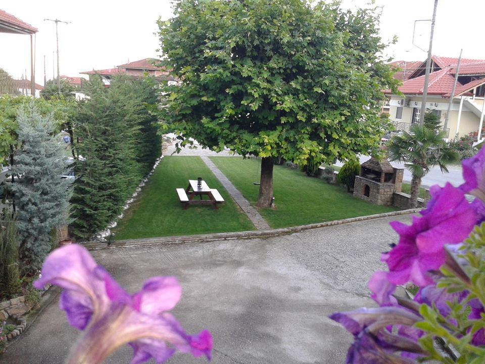 Guesthouse Athanasiou Loutraki  Bagian luar foto