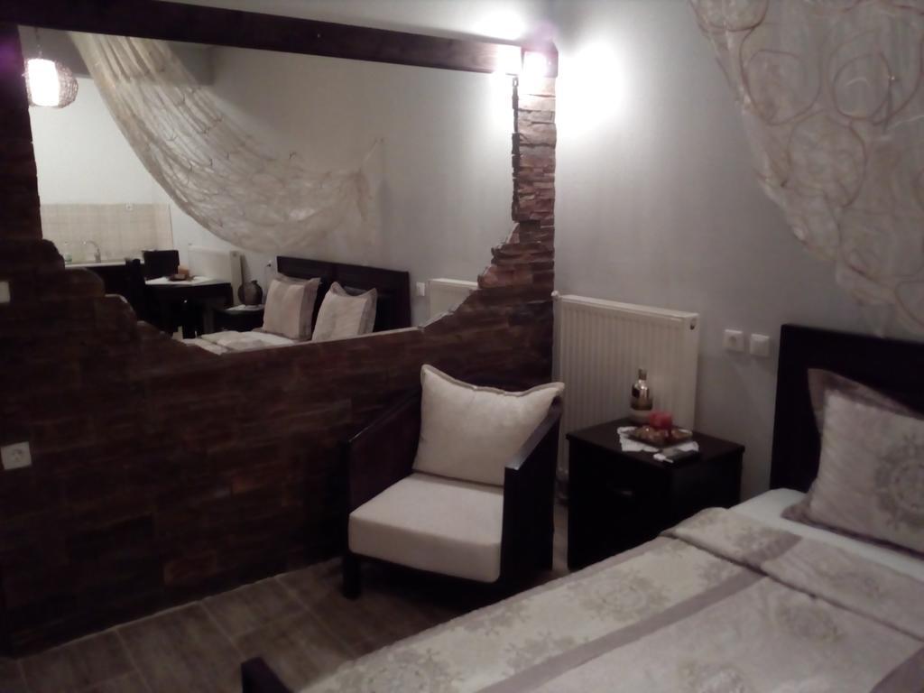 Guesthouse Athanasiou Loutraki  Bagian luar foto